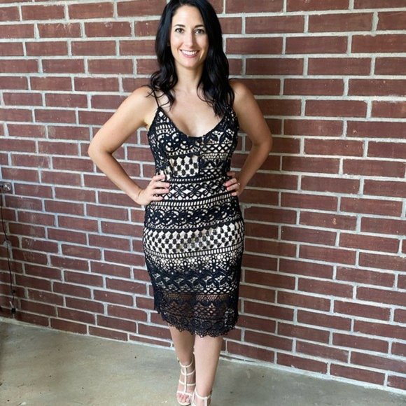 Black Lace Cocktail Dress - Picture 4 of 11